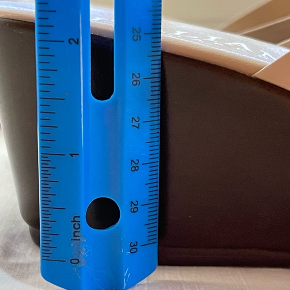 Italian Shoemakers wedge slides in tan leather with cute flowers! Size 7 - Picture 9 of 9